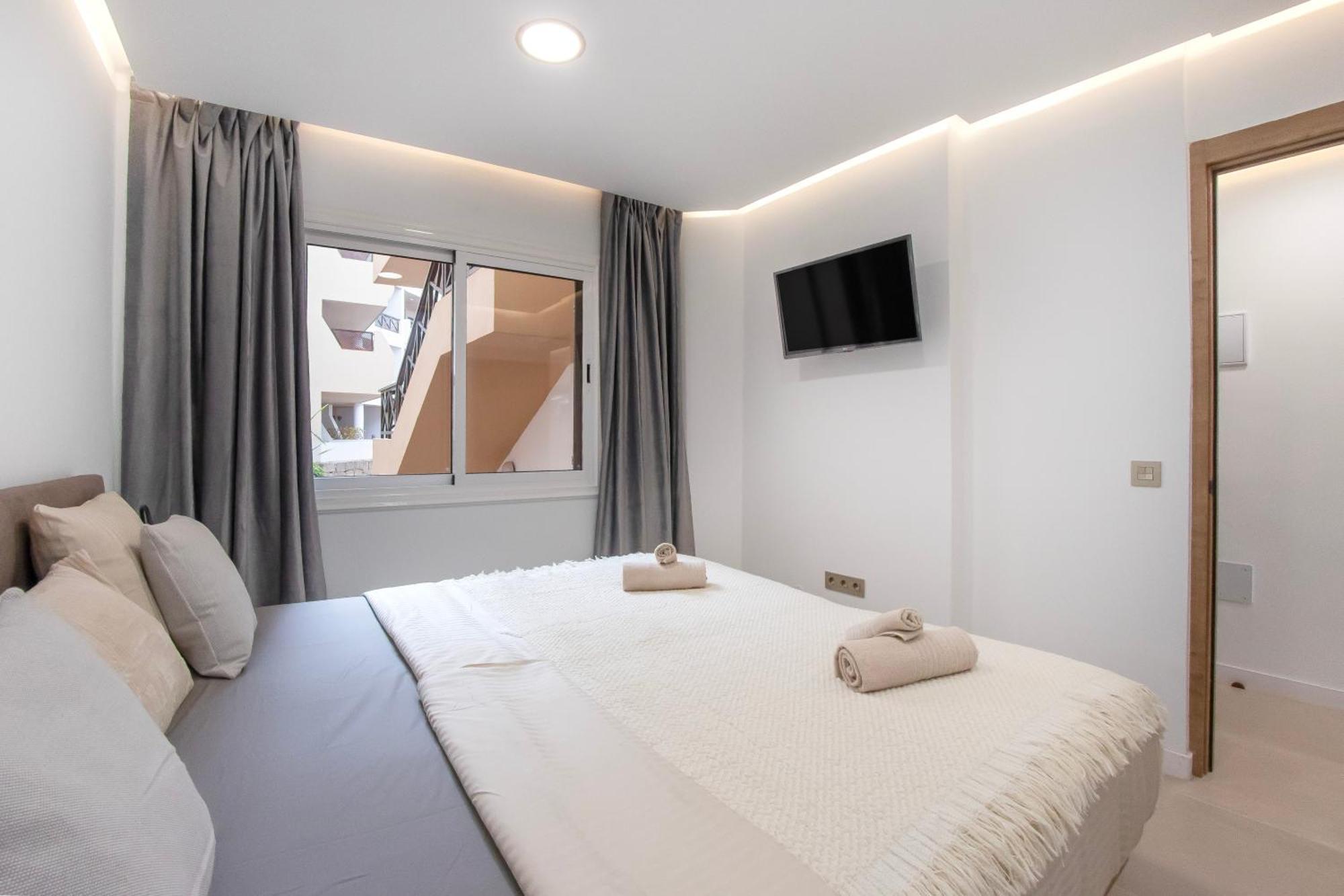 Newly Renovated, Luxurious Apartment With A Heated Pool, 259 سان ميغيل ذي أبونا المظهر الخارجي الصورة